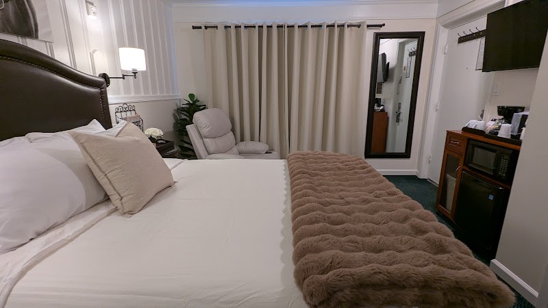 The Amherst Motel in Amherst, United States