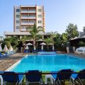 The Caravel Hotel